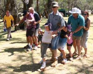 Neergabby plank walking game