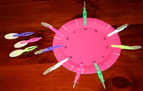 pink plate plastic pegs 6 times