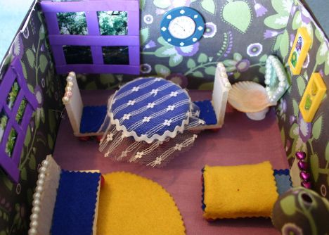 c's shoebox dolls house IMG_8272