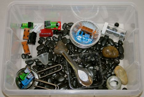 sensory tub trains IMG_8187